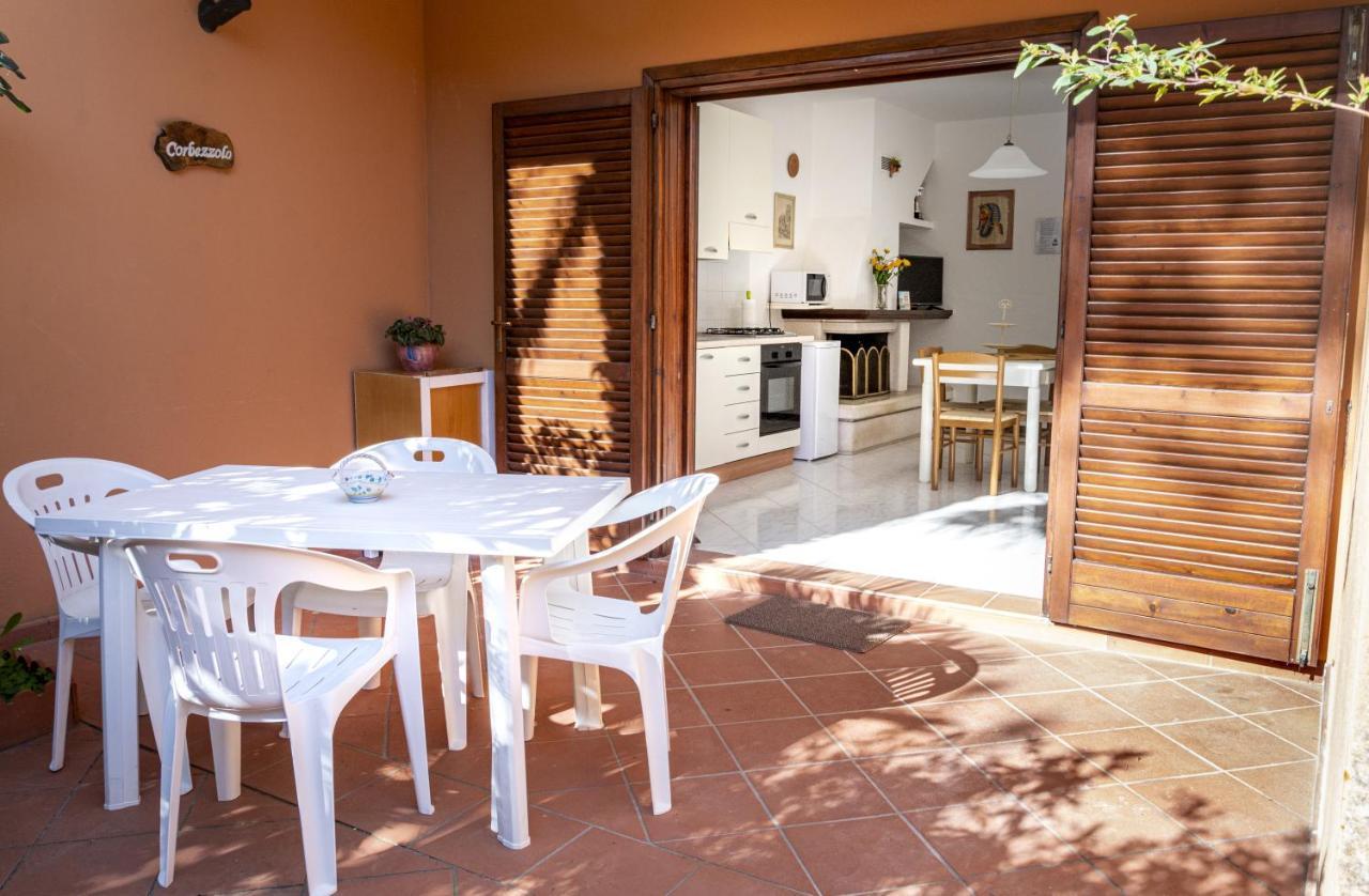 Appartamenti La Casina Porto Azzurro Exteriér fotografie