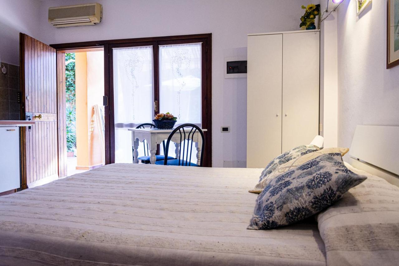Appartamenti La Casina Porto Azzurro Exteriér fotografie