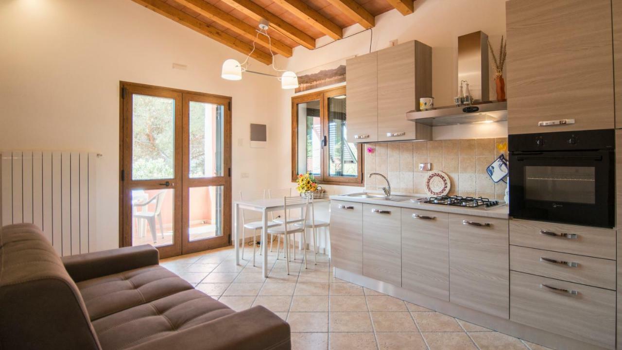 Appartamenti La Casina Porto Azzurro Exteriér fotografie