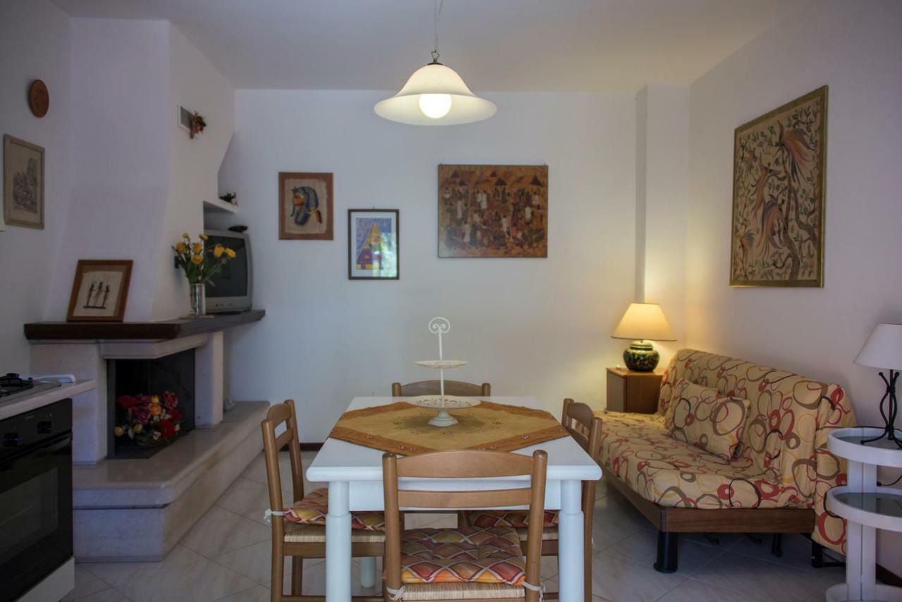 Appartamenti La Casina Porto Azzurro Exteriér fotografie